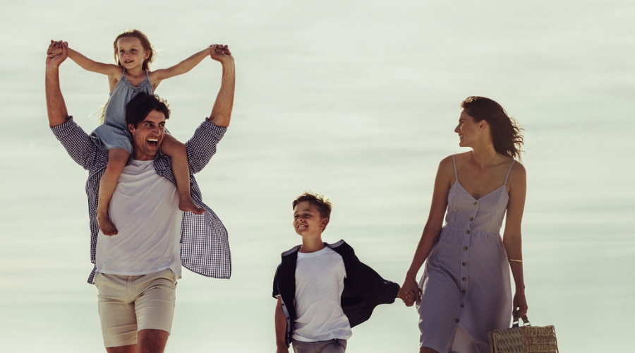 Insurance family (1).png