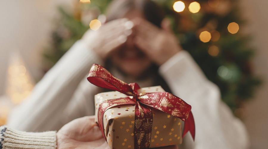 What You Need To Know If You're Gifting This Christmas To Reduce Inheritance Tax
